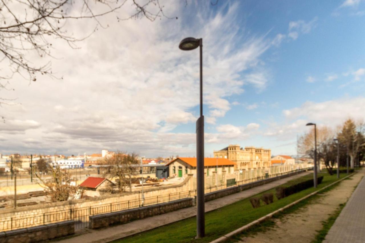 Ferrobus Apartment Zamora Exterior photo